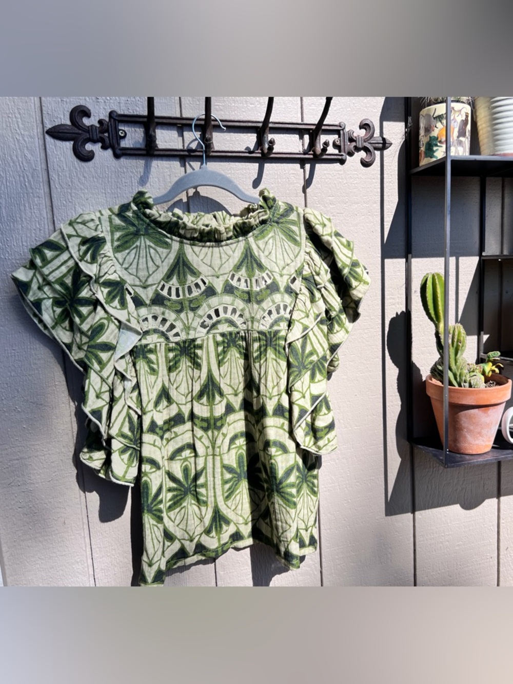 Green Patterned Ruffle Sleeve Blouse